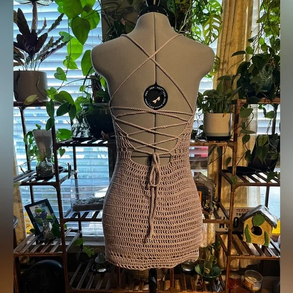 Chic Crochet Knit Mini Dress in Soft grey - Picture 2 of 2